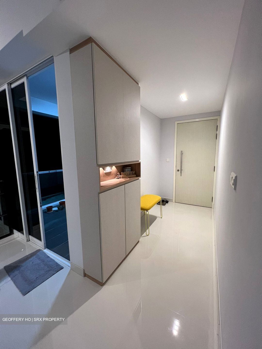 Shiro (D15), Apartment #518809061